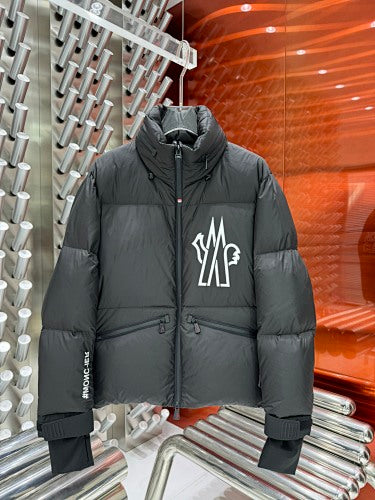 Moncler Verdons Stand-Collar Puffer Down Jacket – Black