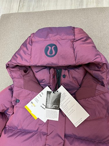 Lululemon Wunder Puff Jacket – Windproof & Water-Repellent