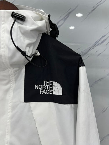 The North Face 1990 Mountain Jacket GORE-TEX – White/Black