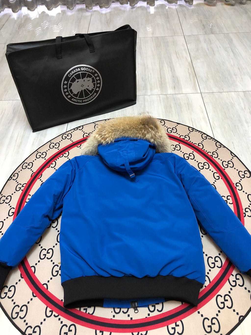 Canada Goose Chilliwack Aviator Down Jacket No.1 — Unisex | Iconic Bomber Puffer