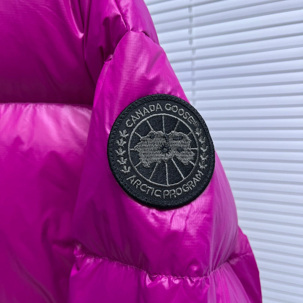 Canada Goose Women's Short Puffer Jacket