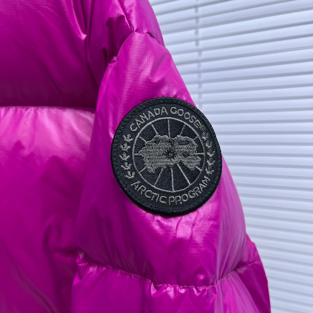Canada Goose Women's Short Puffer Jacket