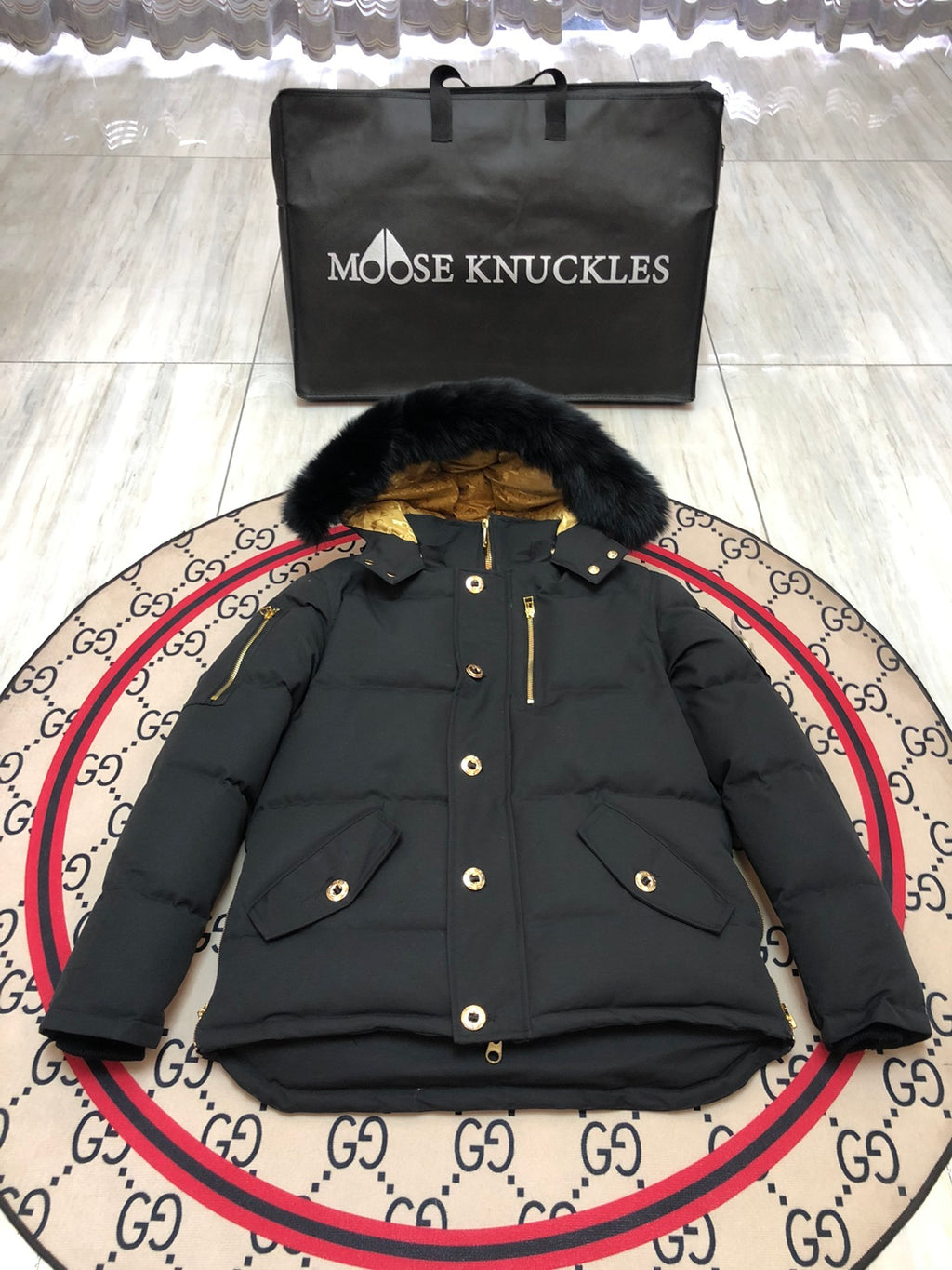 Moose Knuckles Men's Short Parka – Black (Fur Hood)