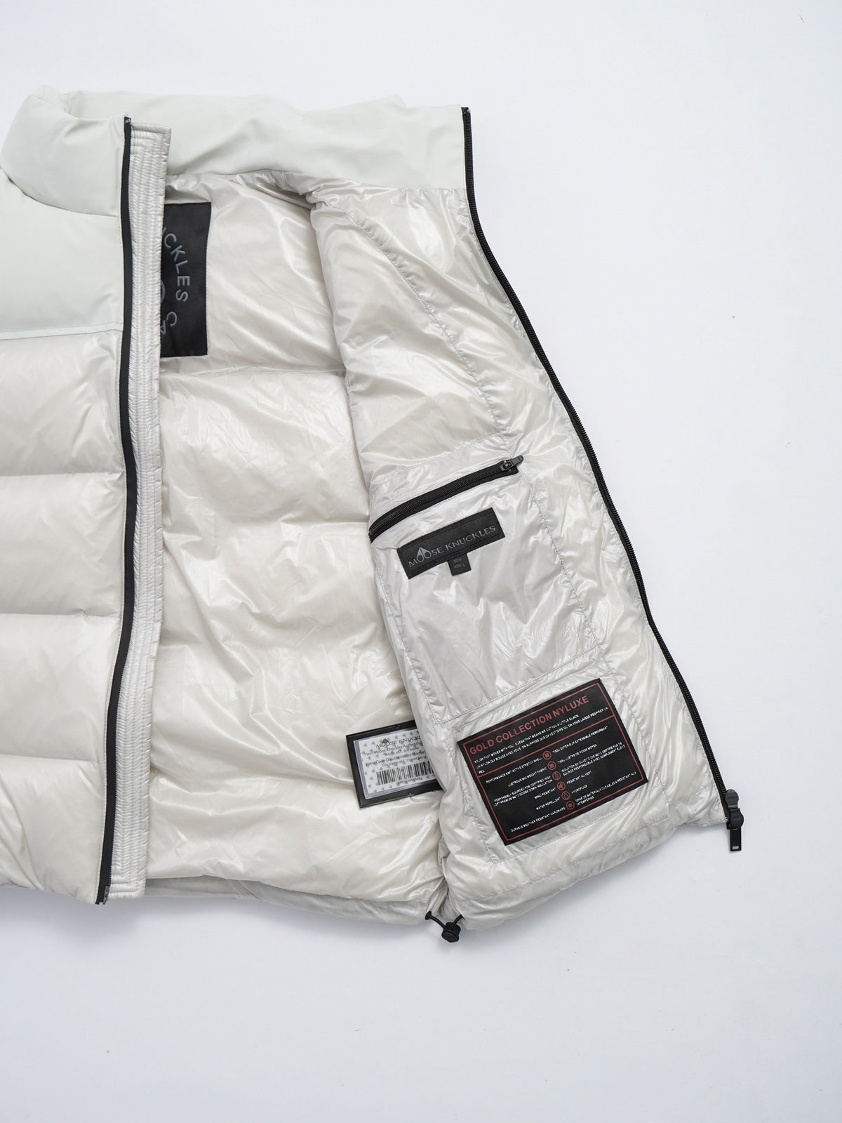 Moose Knuckles Gold Collection Puffer Down Vest – White