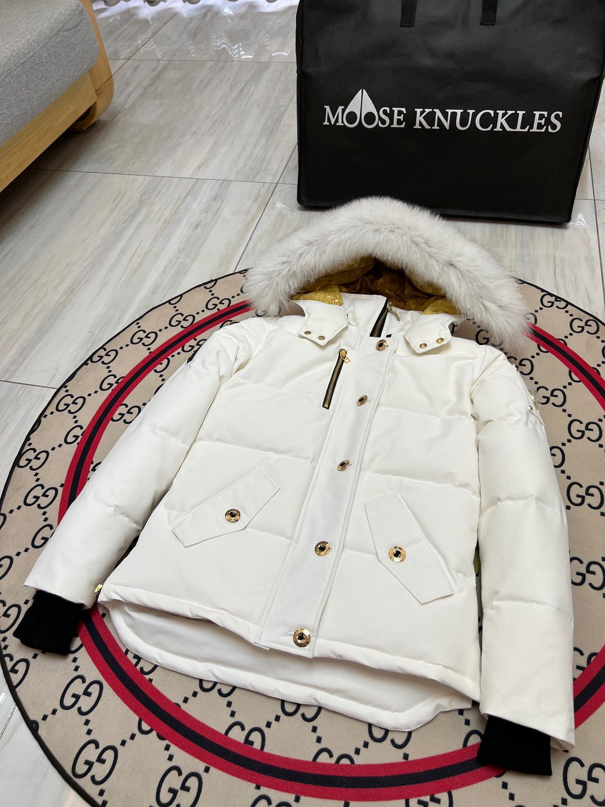 Moose Knuckles Women's Short Parka – White (Fur Hood)