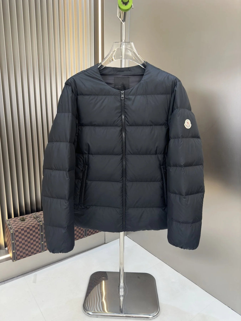 Moncler Reversible Hooded Down Jacket – Black