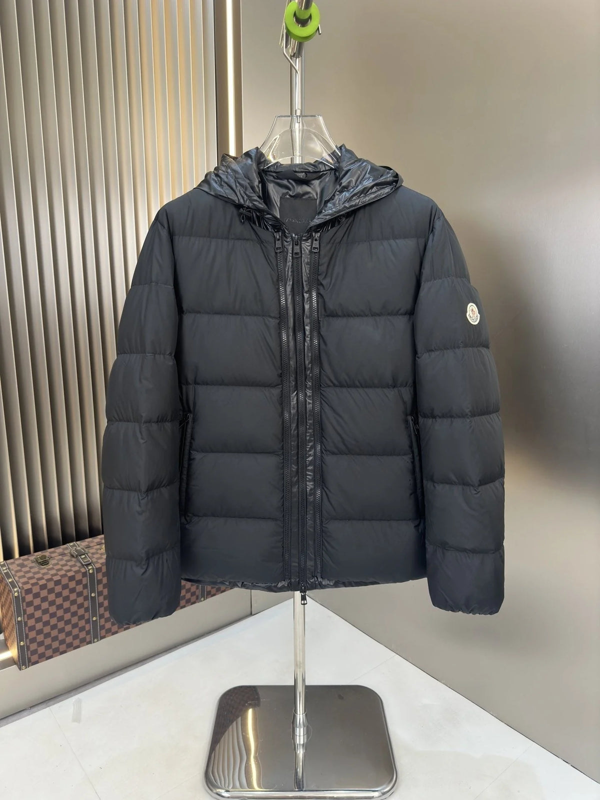 Moncler Reversible Hooded Down Jacket – Black