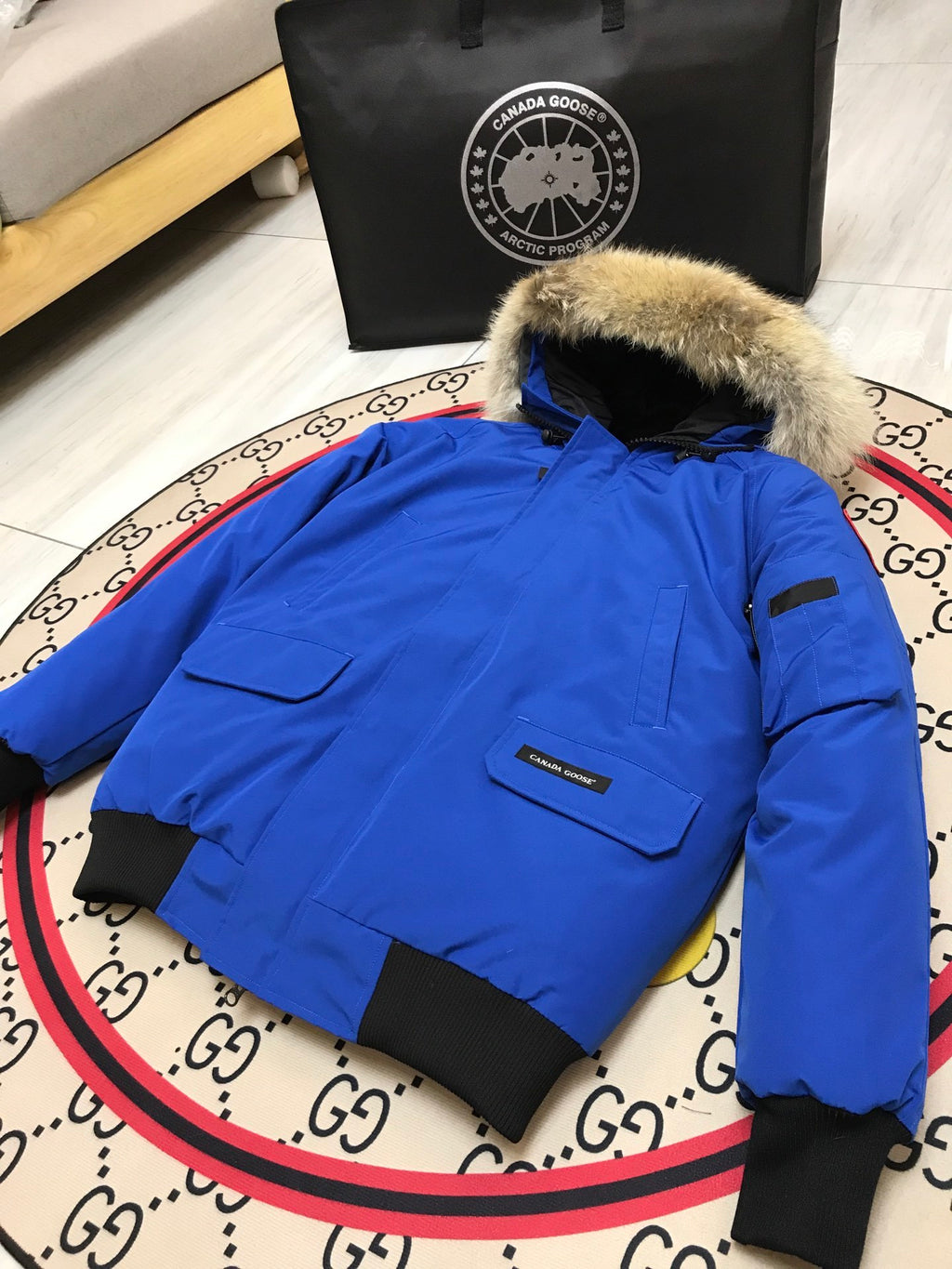 Canada Goose Chilliwack Aviator Down Jacket No.1 — Unisex | Iconic Bomber Puffer