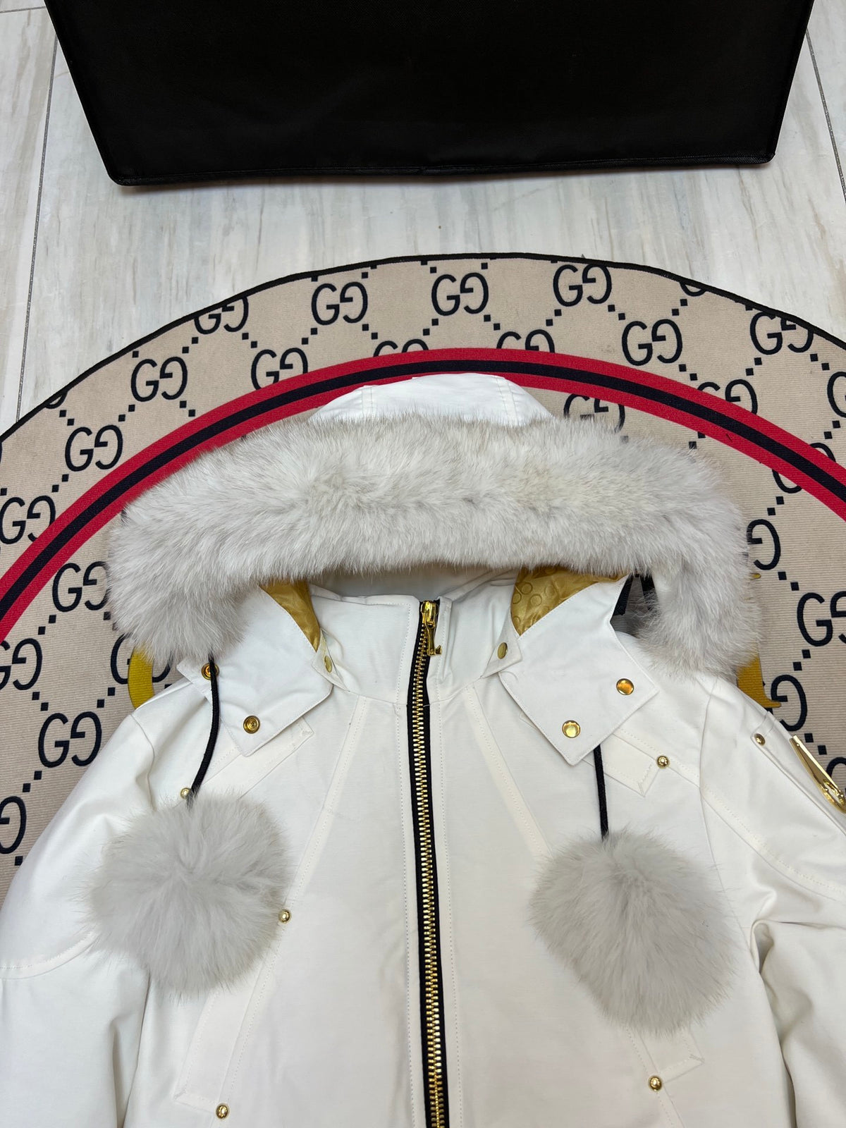 Moose Knuckles Women's Bomber Down Jacket – White (Fur Hood)