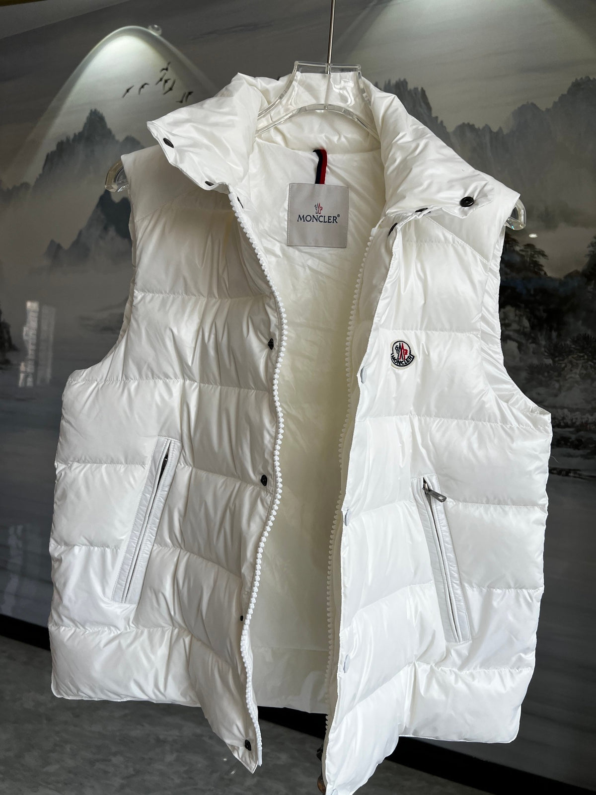 Moncler Down Vest – White (Unisex)