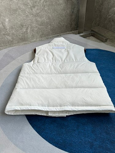 Canada Goose Down Vest – White (Unisex)