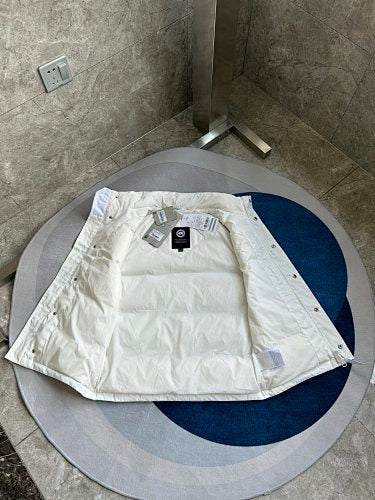 Canada Goose Down Vest – White (Unisex)